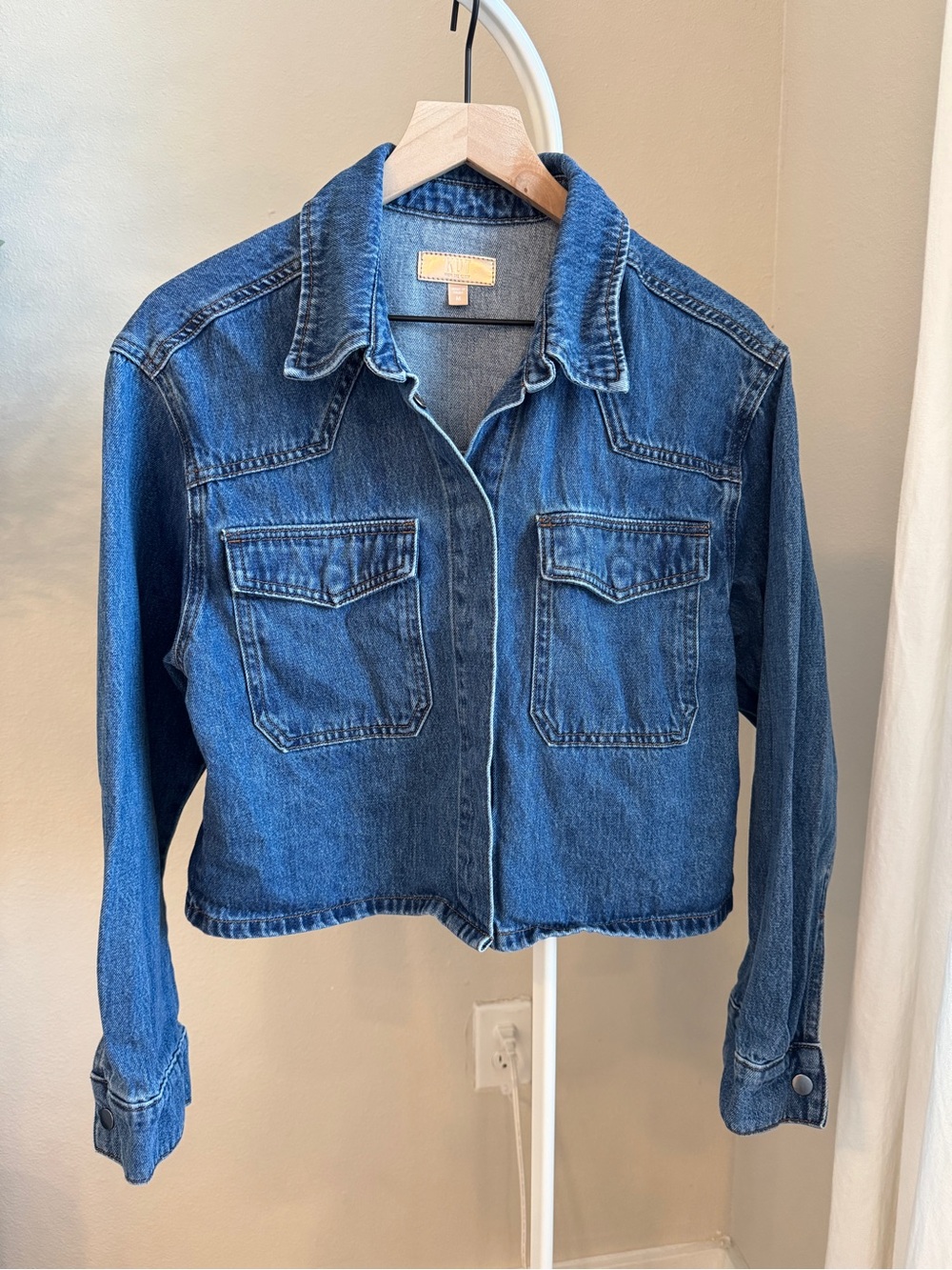 KUT from the Kloth Billie Crop Denim Jacket Size M